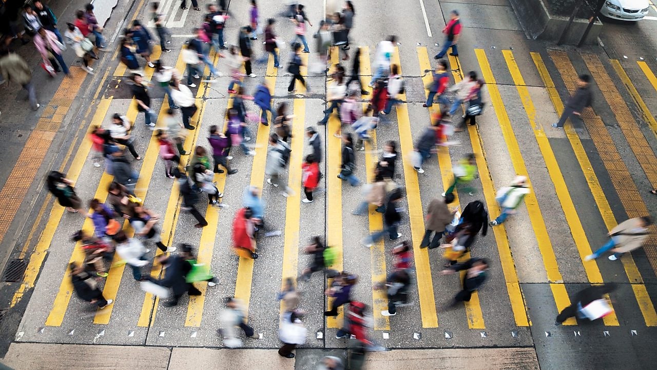 crowd crossing- street