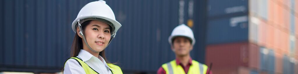 Обучение по опазване на здравето, безопасността, сигурността и околната среда в рафинерията