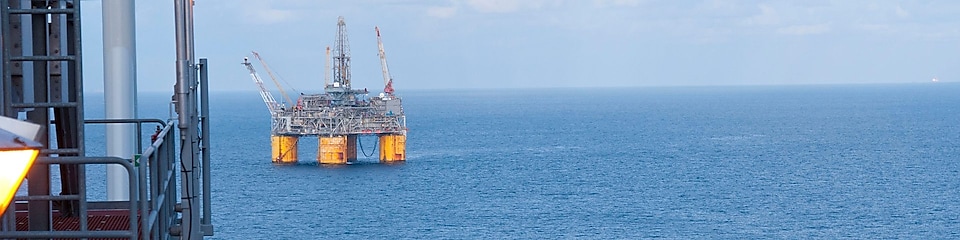Офшорна дълбоководна плаваща платформа в Мексиканския залив