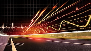 оранжеви и червени светлини на магистралата